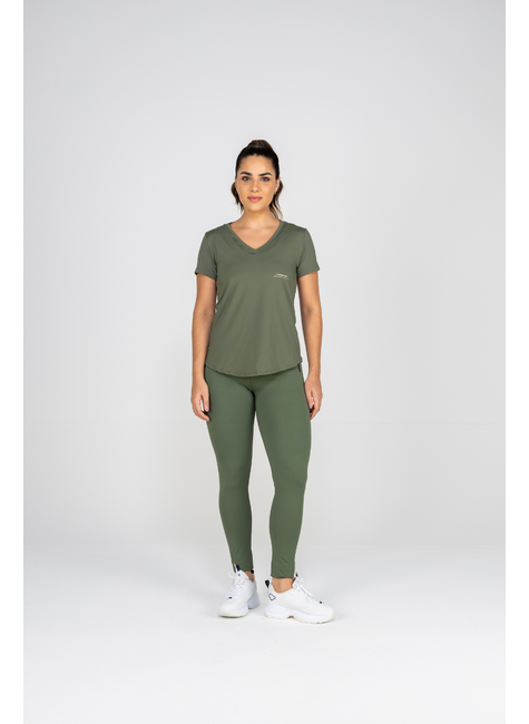 4 102208 camiseta feminina poliamida nuances verde militar taquion