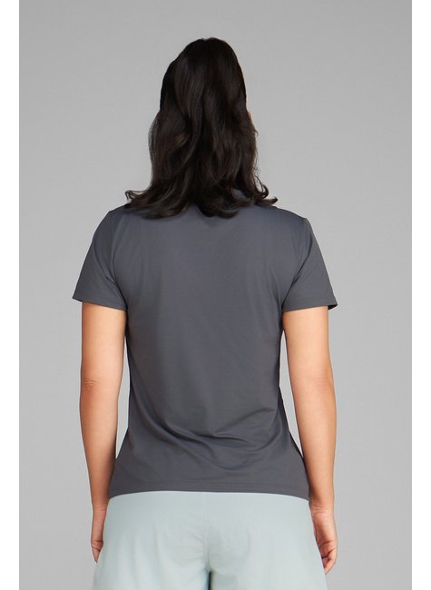 5 102576 camiseta feminina gola v hera chumbo taquion